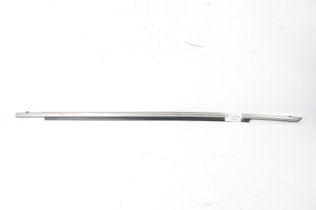 Молдинг стекла двери передний левый дефект Mazda 6 (GJ) 2012-2018 GHP950650C (33555)