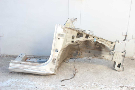 Чверть кузова передня права Toyota Corolla E15 (E150) 2007-2013 6113112760 (44521)