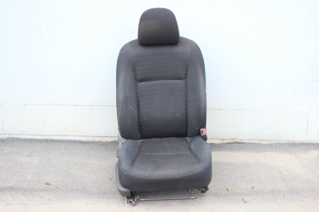 Сидіння переднє одинарне RH LHD Toyota Corolla E15 (E150) 2007-2013 7110012L70B4 (49539)