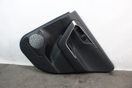Карта двери задняя правая (кожа) Toyota RAV-4 V (XA50) 2018-2025 67613X1B18 (51231)