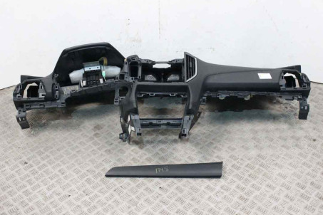 Торпедо с подушкой Subaru Impreza (GK/GT) 17- 66226FL00A (53439)