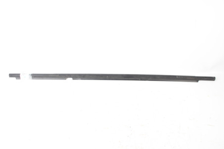Молдинг стекла двери задний левый Toyota RAV-4 II (XA20) 2000-2005 7572242020 (57079)