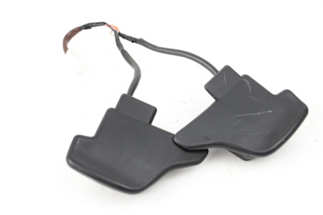 Перемикач підрульовий (пелюстки) Toyota Corolla E16 (E160) 2013-2018 8461012120 / 8461012130 (60548)