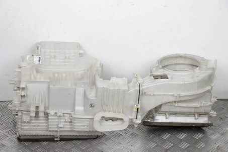 Корпус печі салону з конд EU Subaru Legacy (BM) 2009-2014 72100AJ490 (60681)