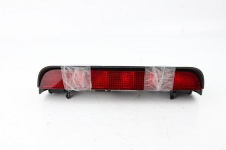 Фонарик в кр. багажника (центральный) Nissan X-Trail (T30) 2002-2007 265908H700 (61167)