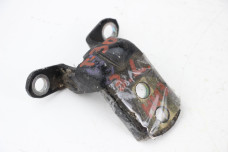 Петля двері задньої лівої низ Nissan X-Trail (T30) 2002-2007 824218H700 (61390)