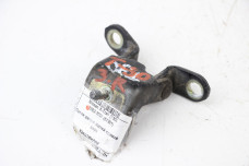 Петля двері задньої правої верх Nissan X-Trail (T30) 2002-2007 824008H700 (61391)