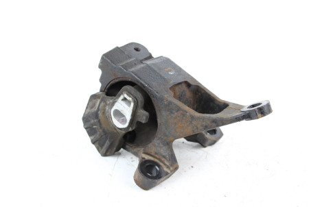 Подушка мотора левая 2.2 TDI МКПП Mazda 3 (BM) 2012-2018 KD6239070B (61918)