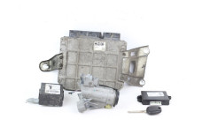 Блок керування двигуном комплект 1.3 АКПП Toyota Yaris 2005-2011 896610D421 (62200)