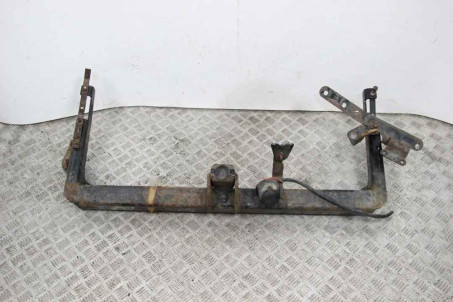 Фаркоп универсал Toyota Avensis T25 (T250) 2003-2009  (62394)