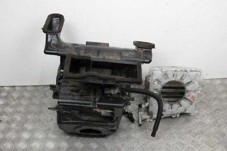 Корпус печі Nissan X-Trail (T30) 2002-2007 272009H600 (62540)