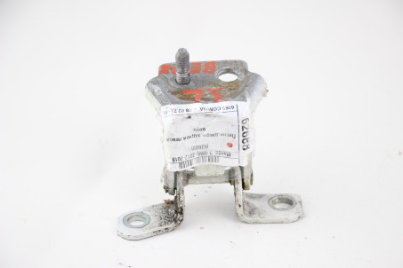 Петля двері задньої лівої верх Mazda 3 (BM) 2012-2018 KD5373210 (62688)