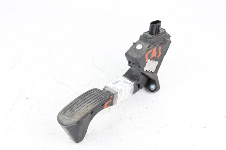 Педаль газу електро 1.3 МКПП Toyota Corolla E16 (E160) 2013-2018 7811002120 (63000)