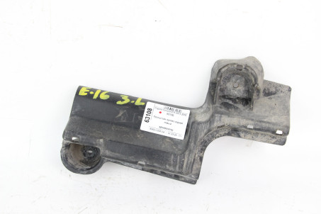 Кронштейн кузова задній LH Toyota Corolla E16 (E160) 2013-2018 5816802010 (63108)