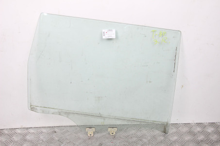 Стекло двери заднее правое Nissan X-Trail (T30) 2002-2007 823008H500 (63355)