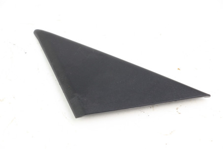 Куточок двері передній правий Mazda CX-5 (KF) 2017- KD536915YB (63395)