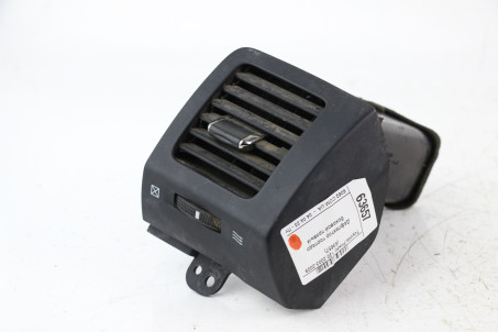 Дефлектор торпедо боковой RH Toyota Prado 120 (J120W) 2003-2009 5566060150C0 (63657)