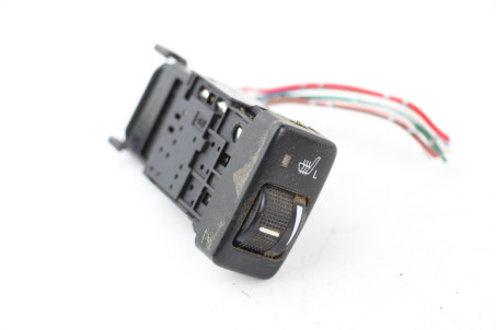 Кнопка подогрева сидения LH Toyota Prado 120 (J120W) 2003-2009 8475160120 (63658)