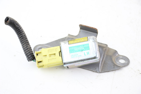 Датчик удара LH Toyota Prado 120 (J120W) 2003-2009 8983060020 (63676)