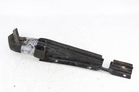 Пильовик переднього крила лівий Nissan X-Trail (T30) 2002-2007 631318H300 (63838)