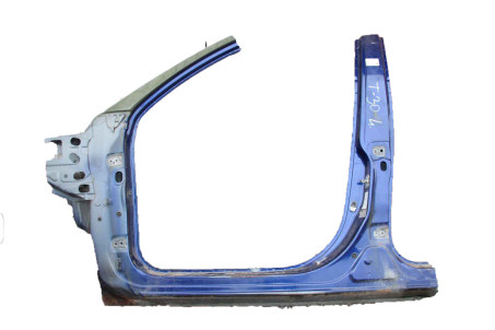 Порог левый со стойками (A-B) Nissan X-Trail (T30) 2002-2007 760318H730 (63861)