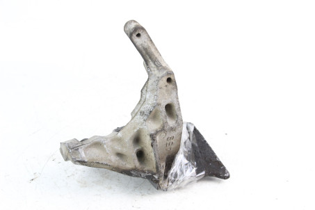 Кронштейн помпи 3.0 TDI Toyota Prado 120 (J120W) 2003-2009 246260459 (63946)