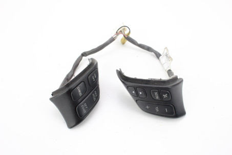 Кнопки керування на кермо Mazda 6 (GG-GY) 2003-2007 GK2E664M022 (64019)
