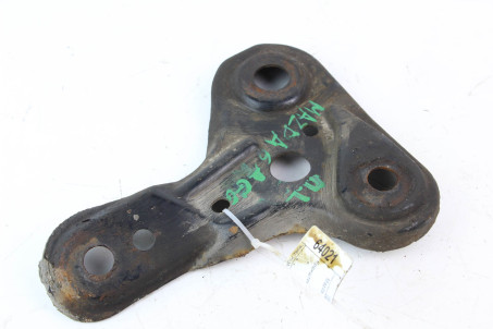 Кронштейн передней балки левый Mazda 6 (GG-GY) 2003-2007 GJ6A34616A (64021)