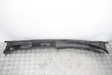 Жабо под лобовое стекло (пластик) Mazda 6 (GG-GY) 2003-2007 GJ6A507S0E / GJ6A507R0D (64131)