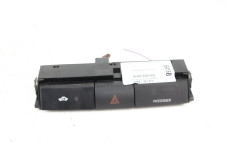 Кнопка аварійки Toyota Corolla Verso 2004-2009 843320F020 (64168)