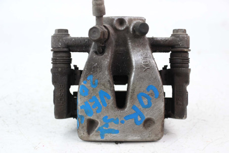 Супорт задній лівий Toyota Corolla Verso 2004-2009 4775005070 (64187)