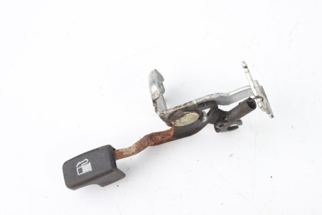 Ручка лючка бензобака Mitsubishi Outlander (CU) 2003-2008  (64378)