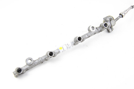 Рампа паливна 2.4 Toyota RAV-4 II 2000-2005 2381428031 (64651)