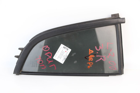 Скло двері задньої правої (кватирка) оригінальна тоніровка Mitsubishi L200 2005-2015 MN136794 (64710)