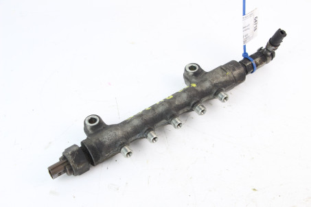 Рампа топливная в сборе с датчиком 2.0 Diesel Subaru Legacy (BM) 2009-2014 16670AA010 (64718)