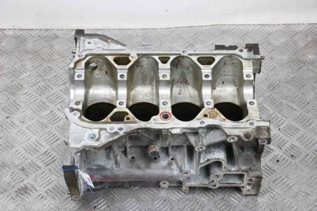 Блок двигуна під гільзування 1.8 Nissan Tiida (C11) 2007-2013 11000EM50G (64821)