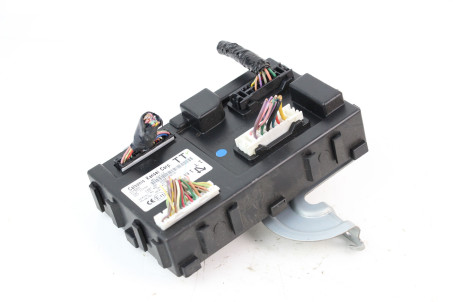 Блок комфорту BCM Nissan Leaf 2010-2017 284B13NE0A (64907)