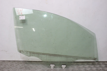 Скло двері переднє праве Nissan Leaf 2010-2017 803003NA0A (64916)