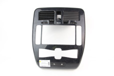 Дефлектори центральних повітроводів Nissan Leaf 2010-2017 682603NA0A (64983)