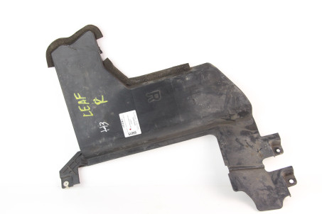 Воздуховод радиатора правый Nissan Leaf 2010-2017 628223NA0A (65015)