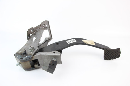 Педаль тормоза МКПП Kia Sportage (SL) 2010-2015  (65202)