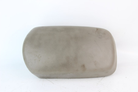 Підлокітник шкіра верхня частина бежевий Toyota RAV-4 III 2005-2012 5890542020B4 (65255)