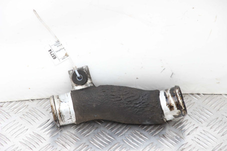 Патрубок интеркулера низ 2-й 2.0 Diesel Hyundai Tucson (LM) / IX35 2010–2015 282512F001 (65714)