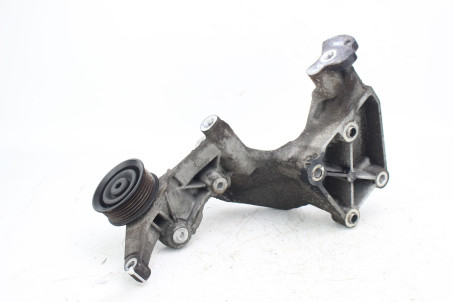 Кронштейн кріплення генератора 2.0 Diesel Hyundai Tucson (LM) / IX35 2010–2015 252852F300 (65721)