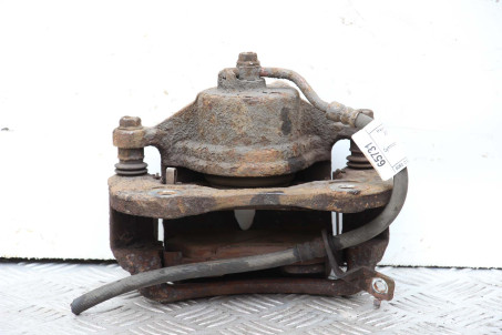 Суппорт передний правый Hyundai Tucson (LM) / IX35 2010–2015 581302S700 (65731)