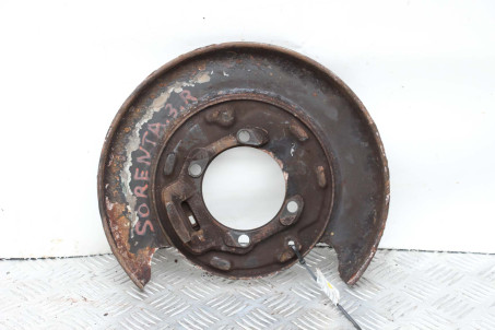 Щиток заднего тормозного диска правый 12- Kia Sorento (XM) 2009–2015 582702W000 (65783)