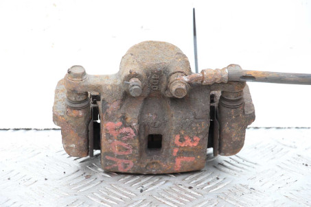 Суппорт задний левый 12- Kia Sorento (XM) 2009–2015 582102W700 (65789)