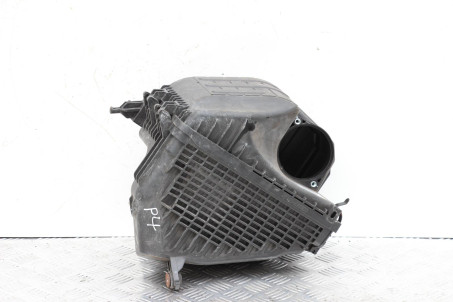 Корпус воздушного фильтра 2.2 TDI 12- Kia Sorento (XM) 2009–2015 281102W300 (65825)