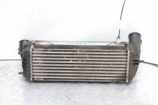 Радіатор інтеркулера 2.2 TDI 12- Kia Sorento (XM) 2009–2015 282712F800 (65831)