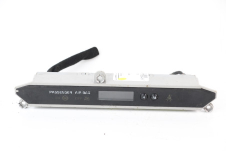 Часы Kia Sorento (XM) 2009–2015 945102P105 (65864)